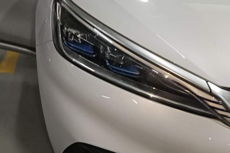 Used BYD Yuan PLUS 2022 430 km Luxury Version Right Front Headlight