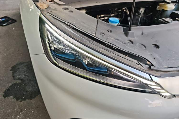 Used BYD Yuan PLUS 2022 510 km Luxury Version Right Front Headlight