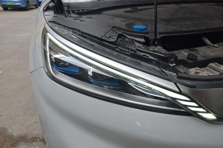 Used BYD Yuan PLUS 2022 510 km Flagship Version Right Front Headlight