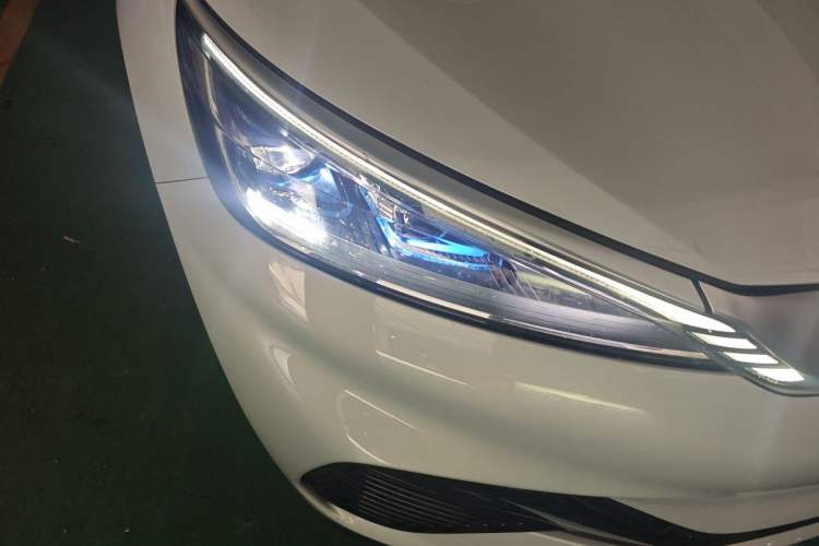 Used BYD Yuan PLUS 2022 430 km Luxury Version Right Front Headlight