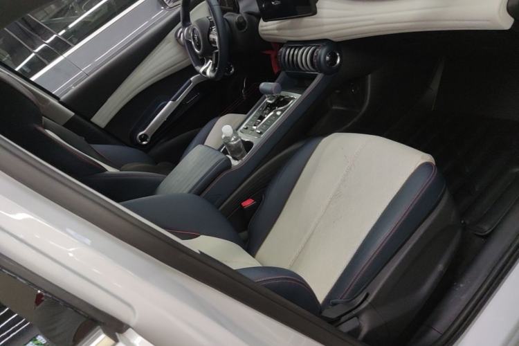 Used BYD Yuan PLUS 2022 510 km Luxury Version Right Front Seat