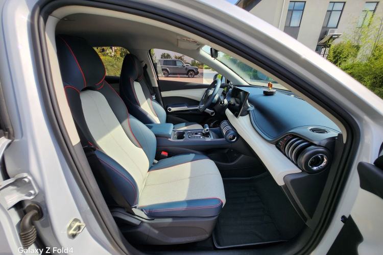 Used BYD Yuan PLUS 2022 510 km Luxury Version Right Front Seat