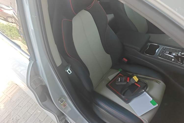 Used BYD Yuan PLUS 2022 510 km Luxury Version Right Front Seat