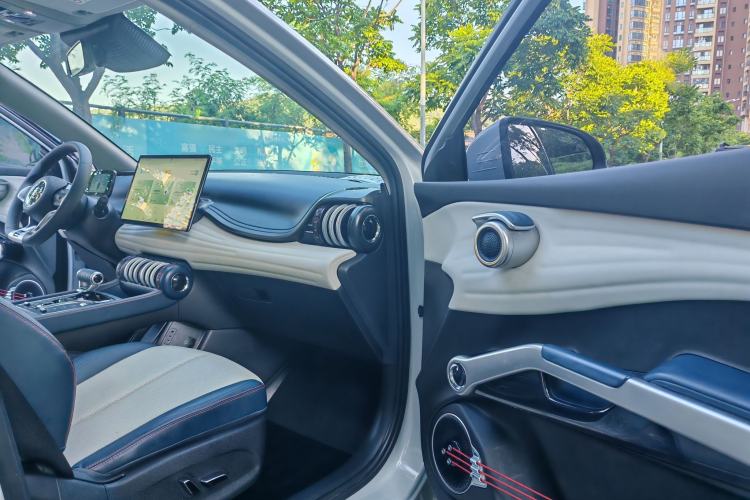 Used BYD Yuan PLUS 2022 510KM Flagship PLUS Right Front Seat