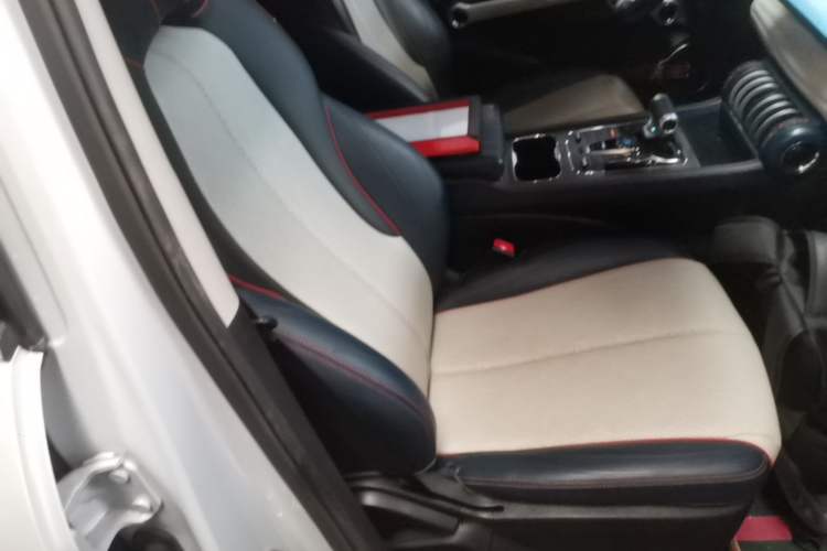 Used BYD Yuan PLUS 2022 510 km Luxury Version Right Front Seat