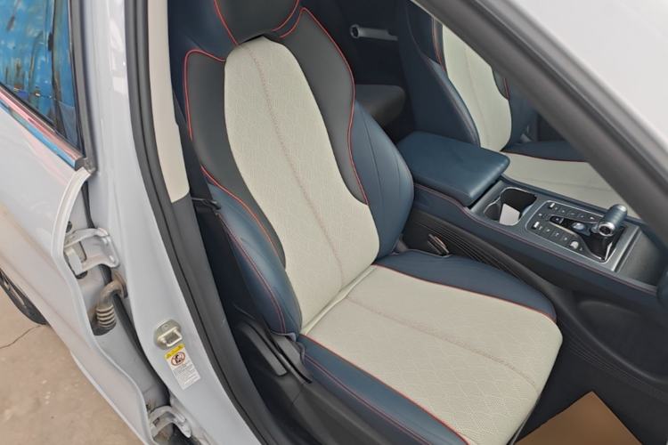 Used BYD Yuan PLUS 2022 510 km Flagship Version Right Front Seat