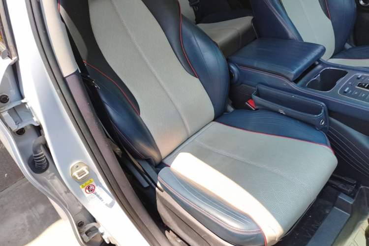 Used BYD Yuan PLUS 2022 430 km Luxury Version Right Front Seat