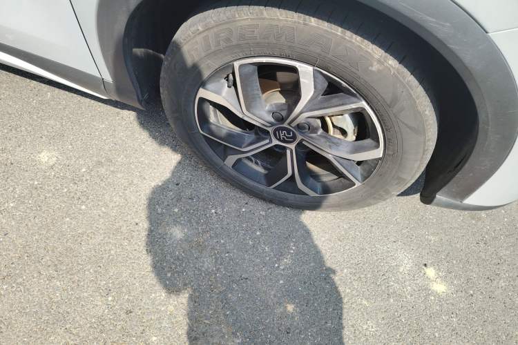 Used BYD Yuan PLUS 2022 510 km Luxury Version Right Front Wheel Hub