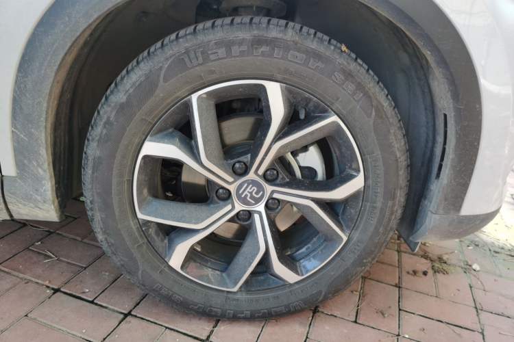 Used BYD Yuan PLUS 2022 510 km Luxury Version Right Front Wheel Hub