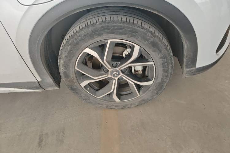 Used BYD Yuan PLUS 2022 510 km Luxury Version Right Front Wheel Hub