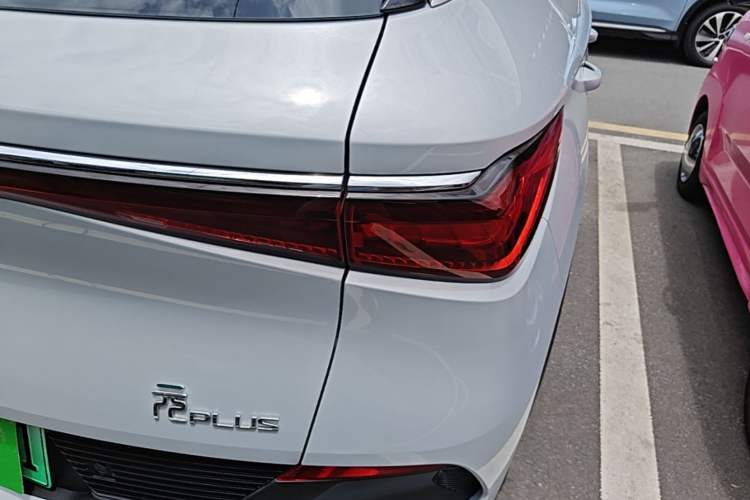 Used BYD Yuan PLUS 2022 510 km Flagship Version Right Rear Taillight