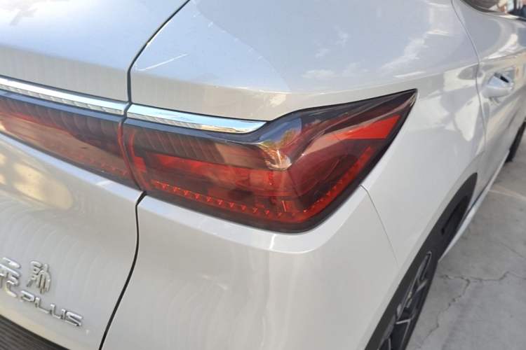 Used BYD Yuan PLUS 2022 510KM Flagship PLUS Right Rear Taillight