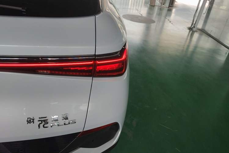 Used BYD Yuan PLUS 2022 430 km Luxury Version Right Rear Taillight