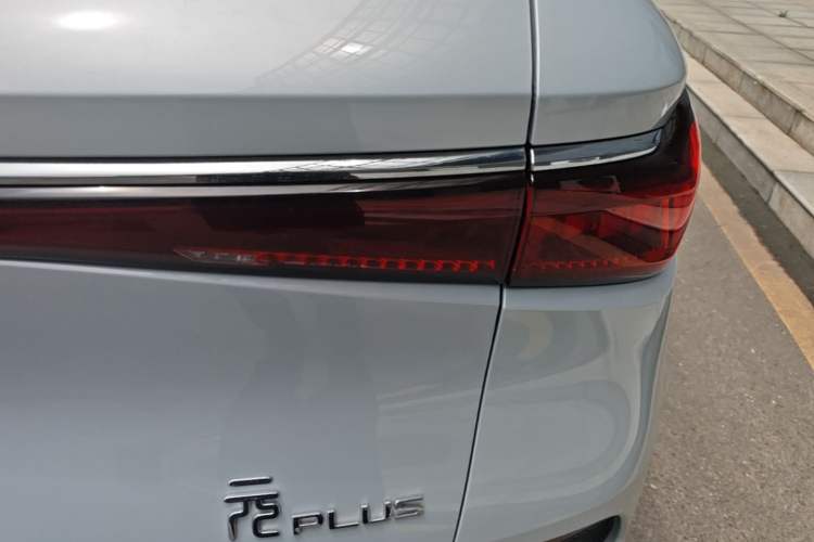 Used BYD Yuan PLUS 2022 510 km Flagship Version Right Rear Taillight