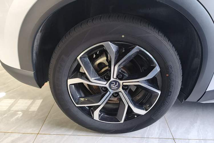 Used BYD Yuan PLUS 2022 430 km Luxury Version Right Rear Wheel Hub