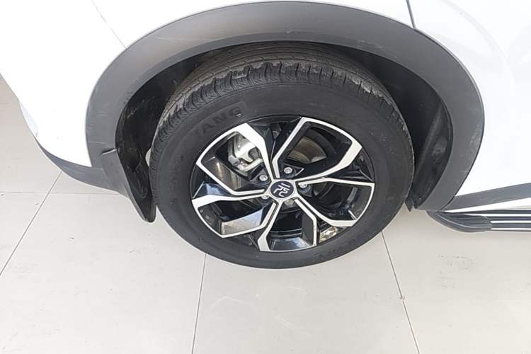 Used BYD Yuan PLUS 2022 430 km Luxury Version Right Rear Wheel Hub