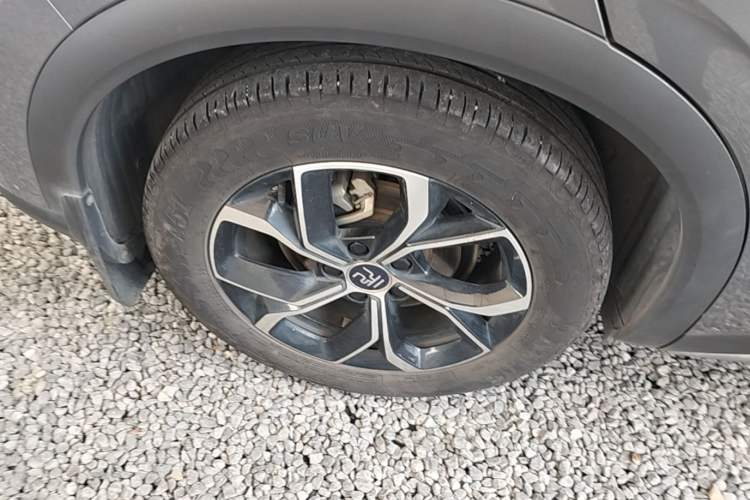 Used BYD Yuan PLUS 2022 430 km Luxury Version Right Rear Wheel Hub