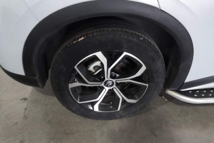 Used BYD Yuan PLUS 2022 510 km Luxury Version Right Rear Wheel Hub