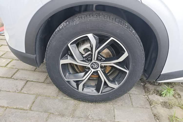 Used BYD Yuan PLUS 2022 430 km Luxury Version Right Rear Wheel Hub