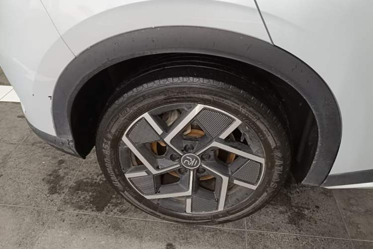 Used BYD Yuan PLUS 2022 510 km Flagship Version Right Rear Wheel Hub