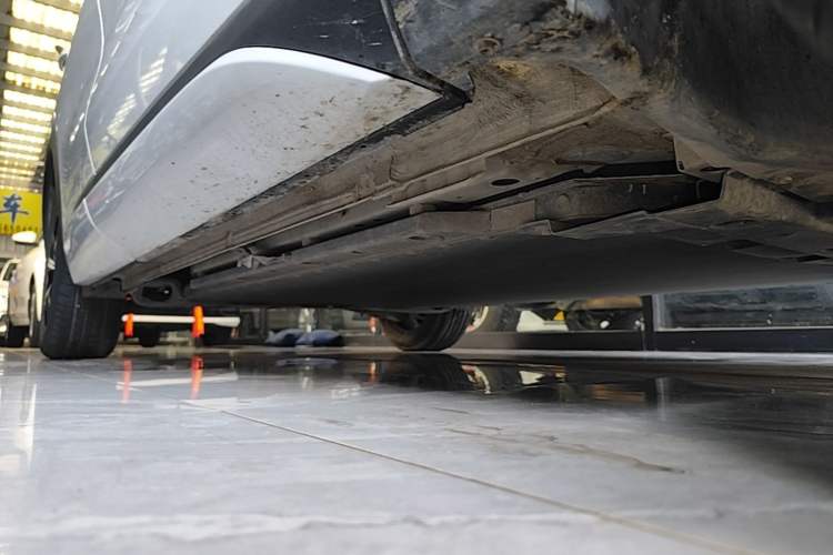 Used BYD Yuan PLUS 2022 430 km Luxury Version Right Side Sill
