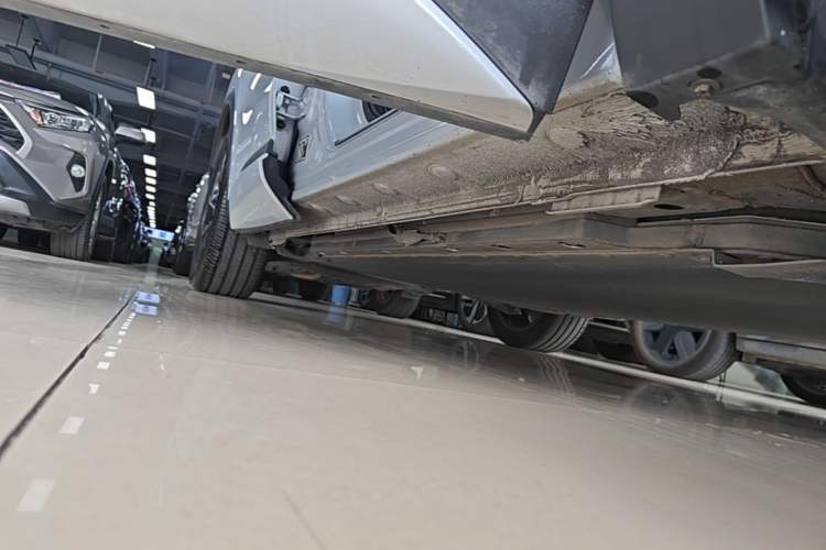 Used BYD Yuan PLUS 2022 510 km Flagship Version Right Side Sill