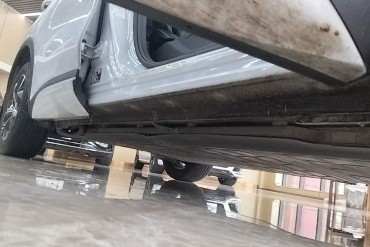 Used BYD Yuan PLUS 2022 430 km Luxury Version Right Side Sill