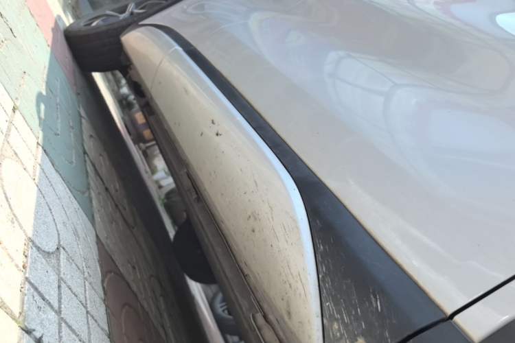 Used BYD Yuan PLUS 2022 430 km Luxury Version Right Side Sill