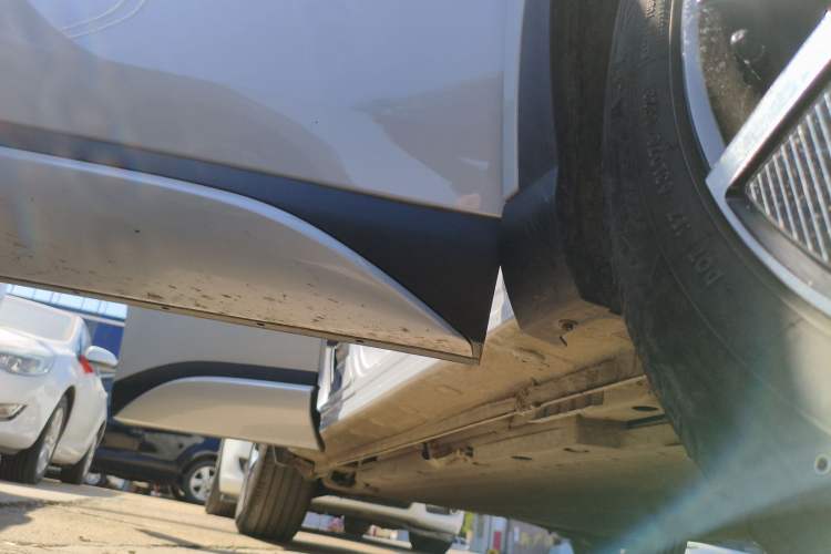 Used BYD Yuan PLUS 2022 510 km Flagship Version Right Side Sill