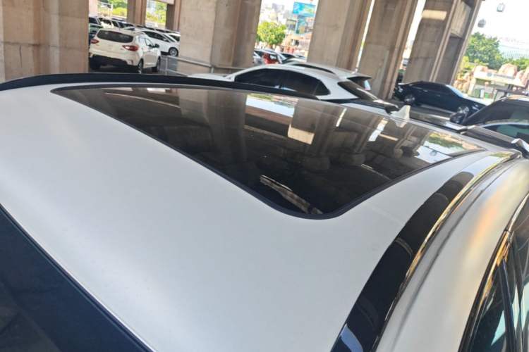 Used BYD Yuan PLUS 2022 510 km Flagship Version Roof