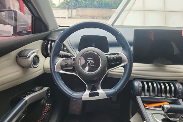 Used BYD Yuan PLUS 2022 430 km Luxury Version Steering Wheel