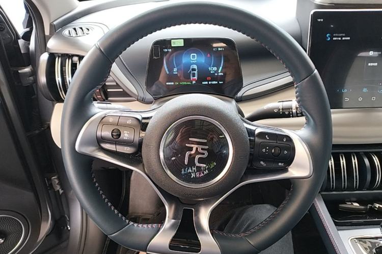 Used BYD Yuan PLUS 2022 430 km Luxury Version Steering Wheel