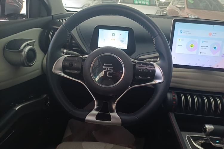 Used BYD Yuan PLUS 2022 510 km Luxury Version Steering Wheel