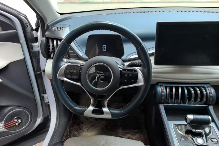 Used BYD Yuan PLUS 2022 430 km Luxury Version Steering Wheel