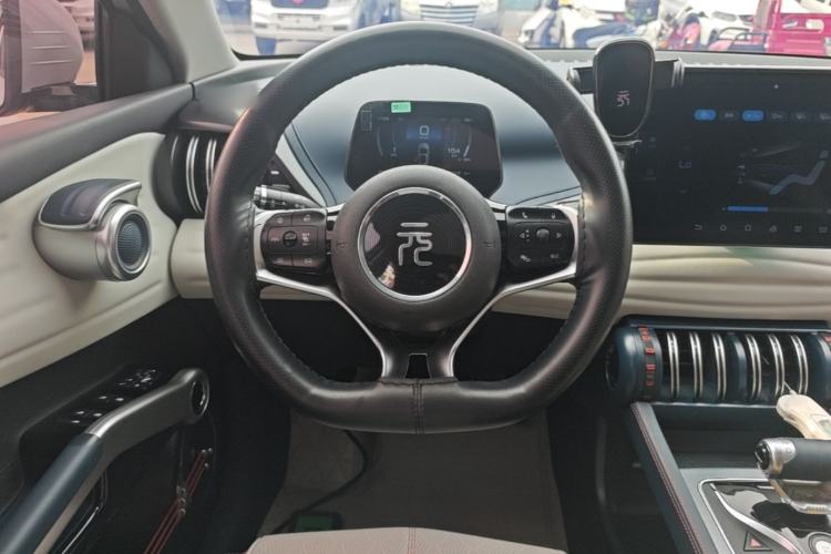 Used BYD Yuan PLUS 2022 430 km Luxury Version Steering Wheel