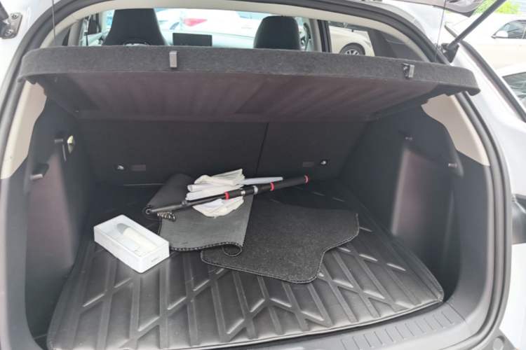 Used BYD Yuan PLUS 2022 510 km Luxury Version Trunk