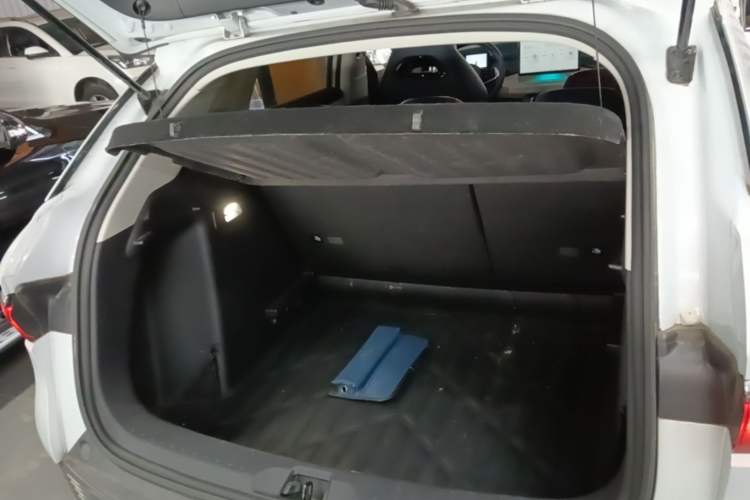 Used BYD Yuan PLUS 2022 510 km Luxury Version Trunk