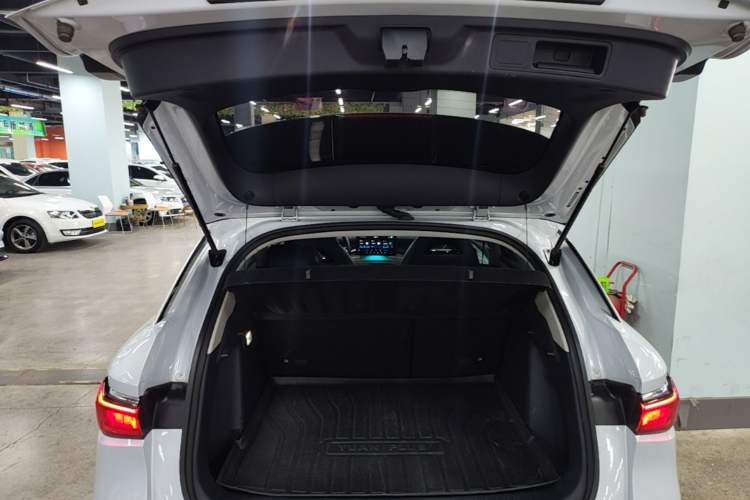 Used BYD Yuan PLUS 2022 510 km Flagship Version Trunk
