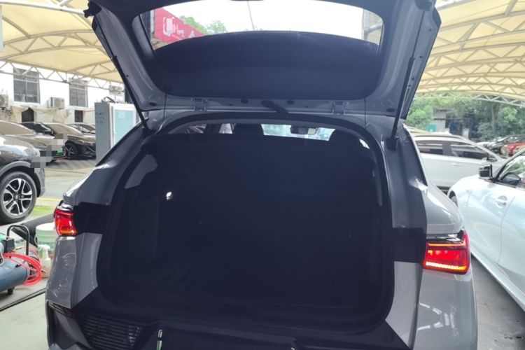 Used BYD Yuan PLUS 2022 430 km Luxury Version Trunk