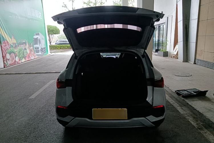 Used BYD Yuan PLUS 2022 510 km Flagship Version Trunk
