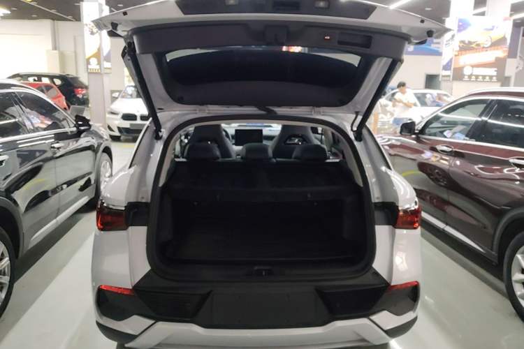 Used BYD Yuan PLUS 2022 430 km Luxury Version Trunk