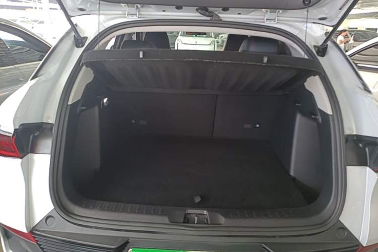 Used BYD Yuan PLUS 2022 510 km Luxury Version Trunk