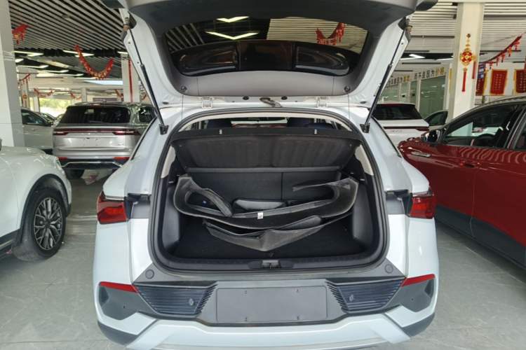 Used BYD Yuan PLUS 2022 430 km Luxury Version Trunk
