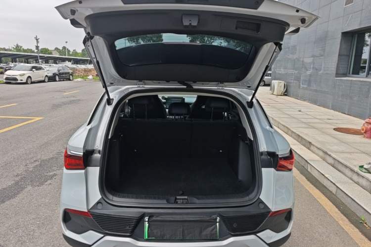 Used BYD Yuan PLUS 2022 510 km Flagship Version Trunk