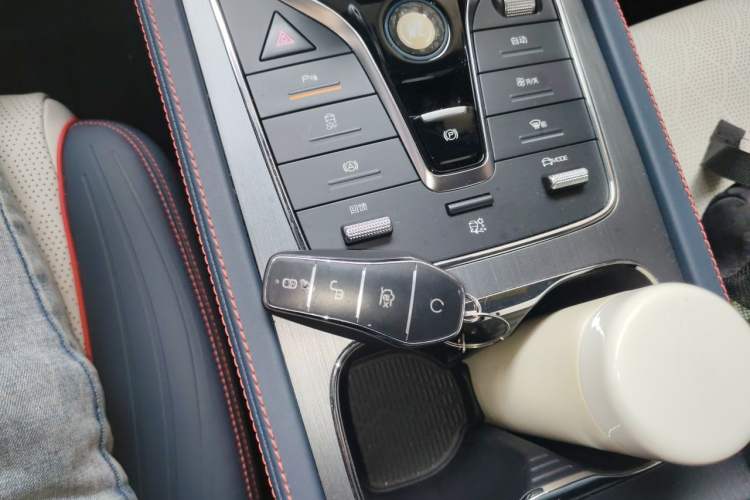 Used BYD Yuan PLUS 2022 430 km Luxury Version Vehicle Key