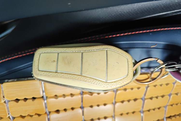 Used BYD Yuan PLUS 2022 510 km Luxury Version Vehicle Key