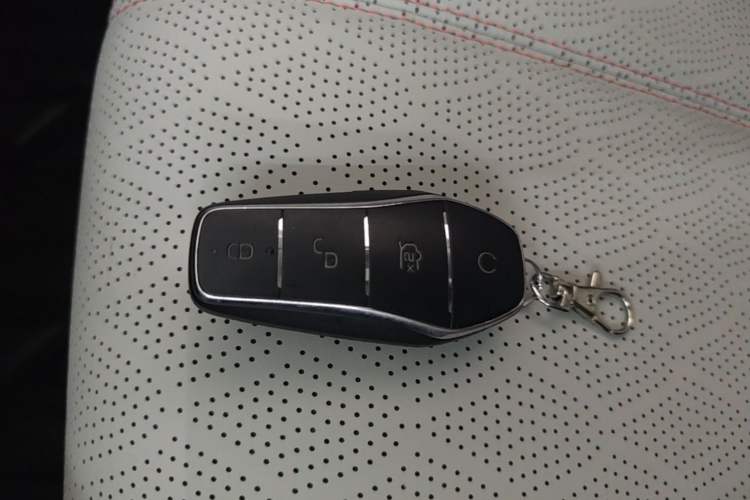 Used BYD Yuan PLUS 2022 430 km Luxury Version Vehicle Key