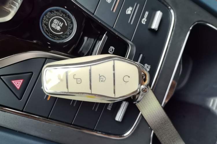 Used BYD Yuan PLUS 2022 430 km Luxury Version Vehicle Key