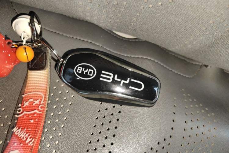 Used BYD Yuan PLUS 2022 430 km Luxury Version Vehicle Key