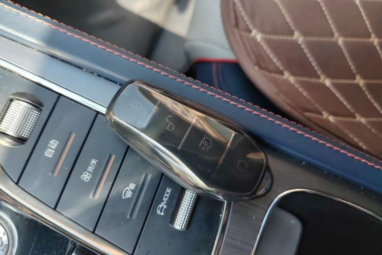 Used BYD Yuan PLUS 2022 430 km Luxury Version Vehicle Key